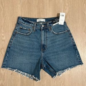 Curve Love High Rise Dad Short